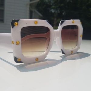 Black and white tinted sunglasses UV UVB Protect